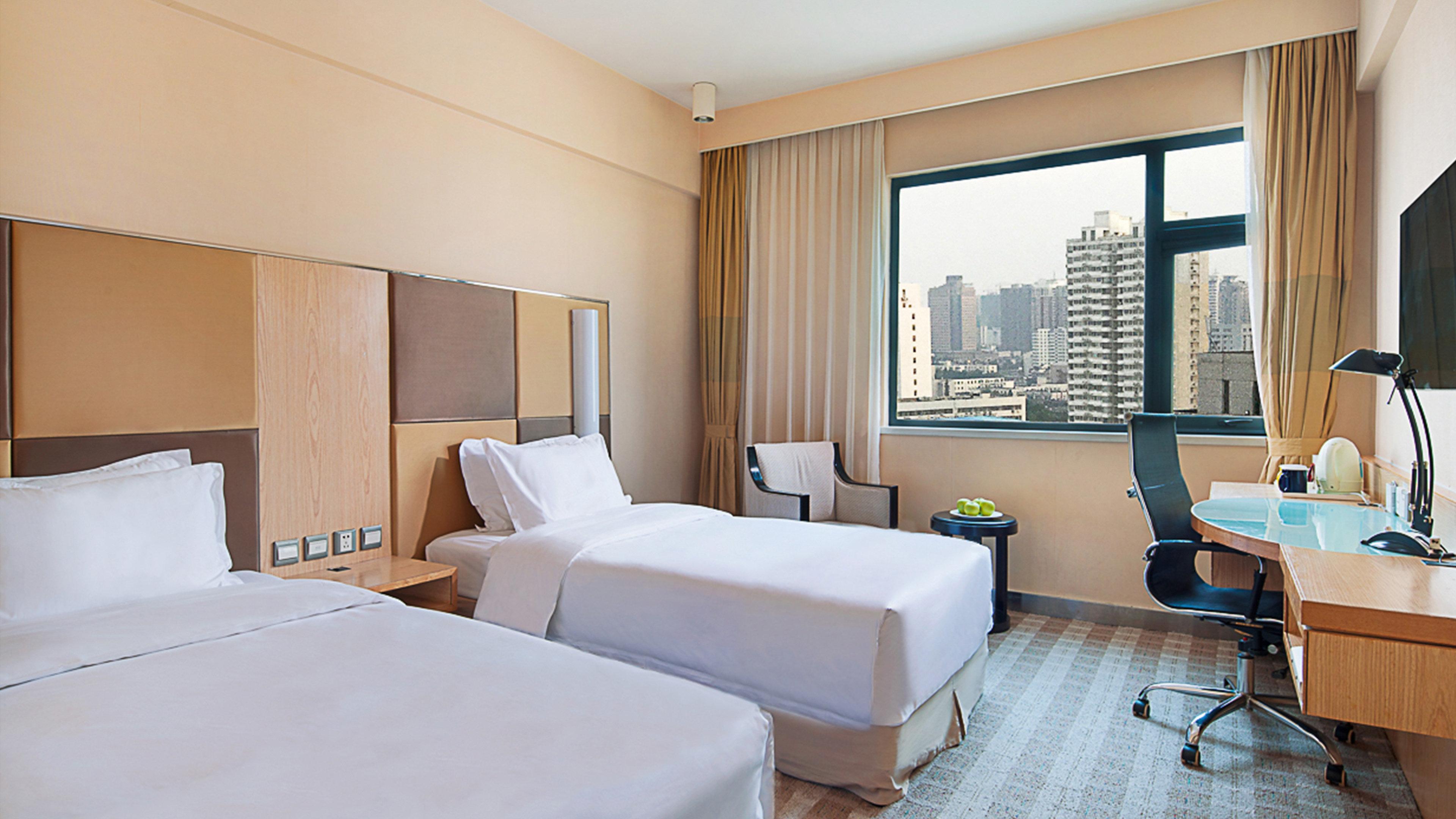 Holiday Inn Express Zhengzhou Zhongzhou By Ihg Экстерьер фото