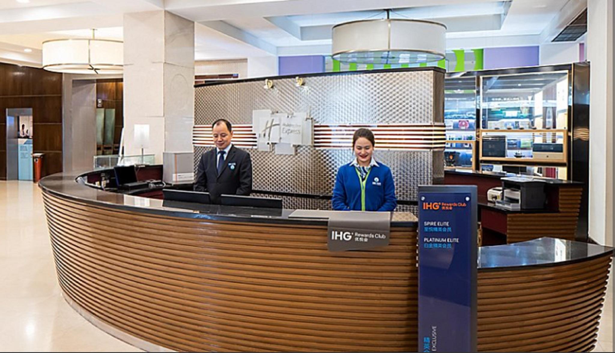 Holiday Inn Express Zhengzhou Zhongzhou By Ihg Экстерьер фото