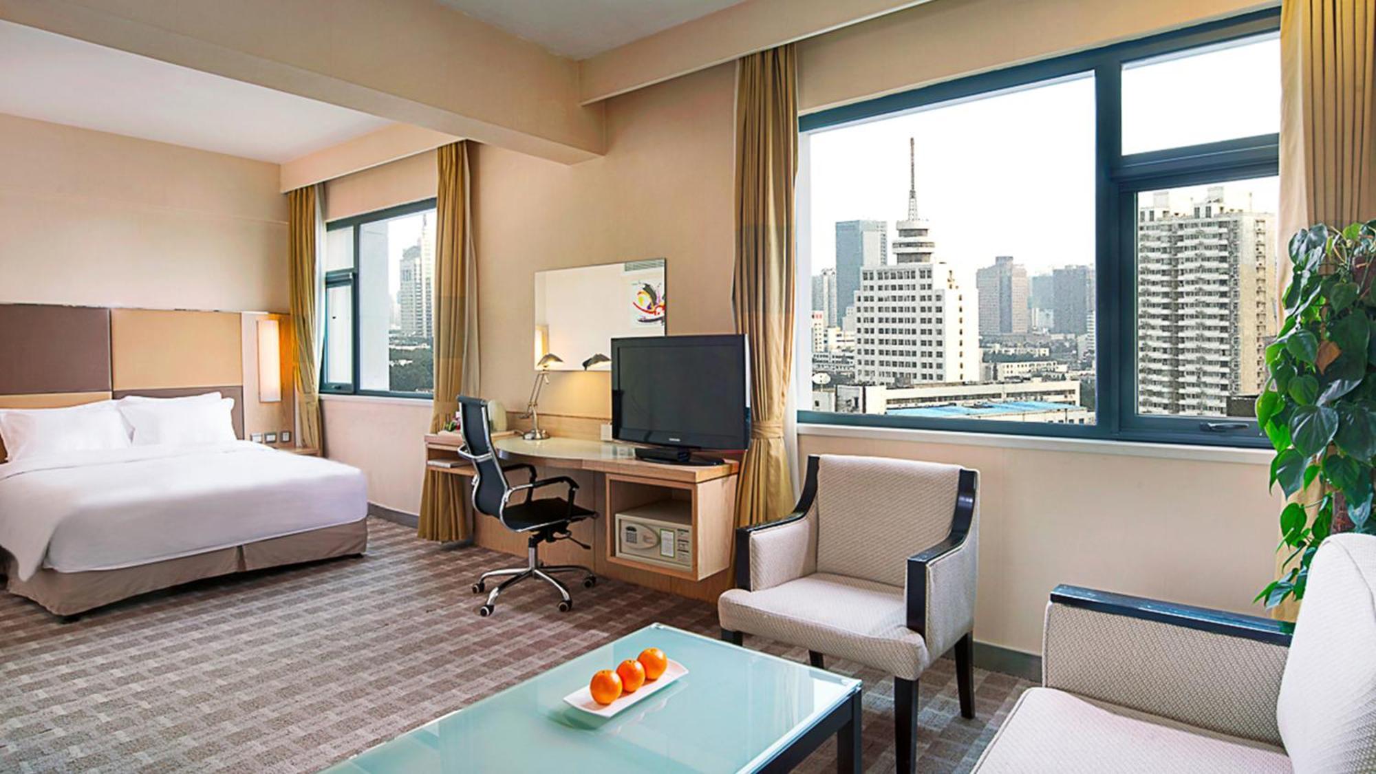 Holiday Inn Express Zhengzhou Zhongzhou By Ihg Экстерьер фото