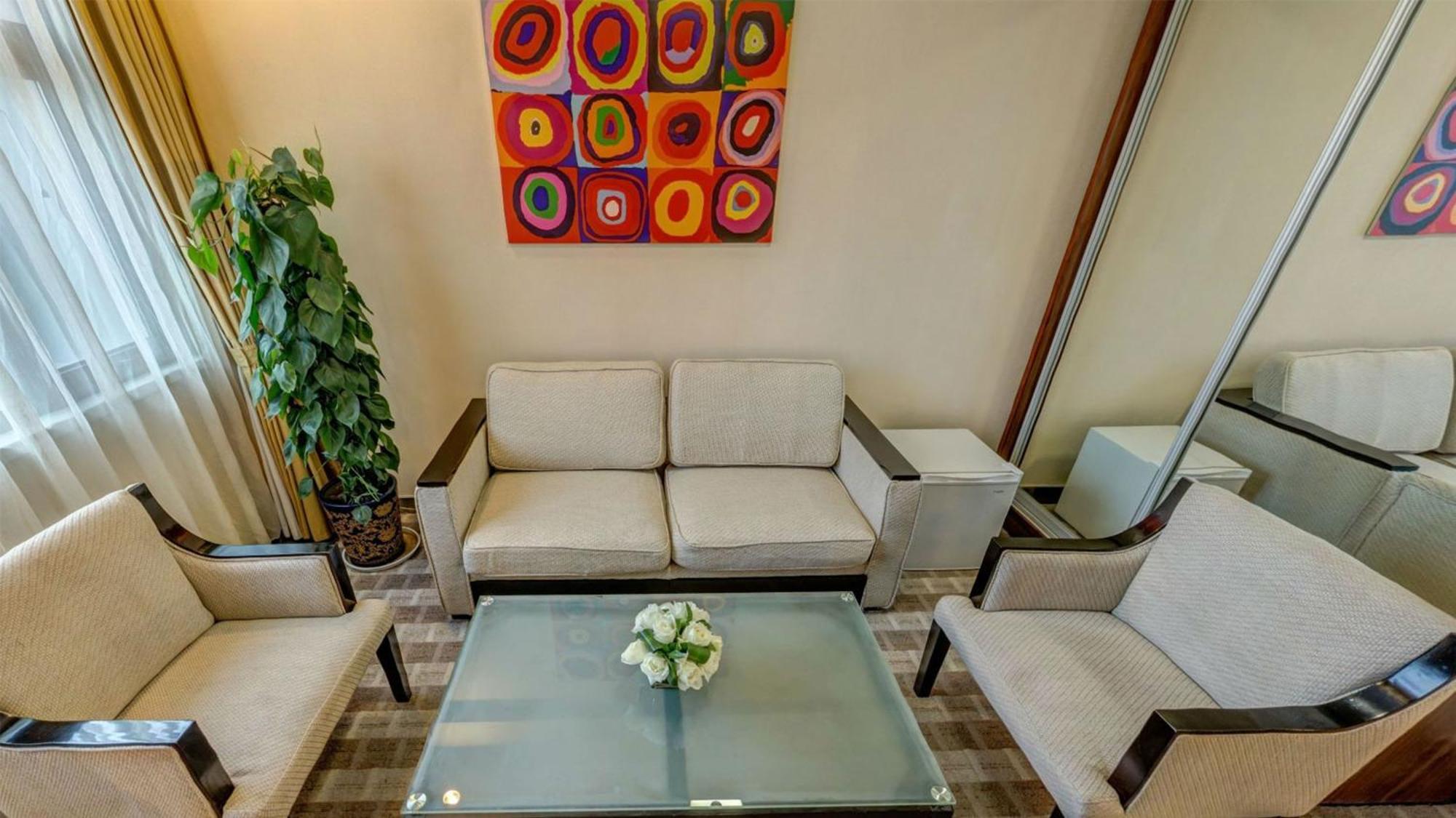 Holiday Inn Express Zhengzhou Zhongzhou By Ihg Экстерьер фото