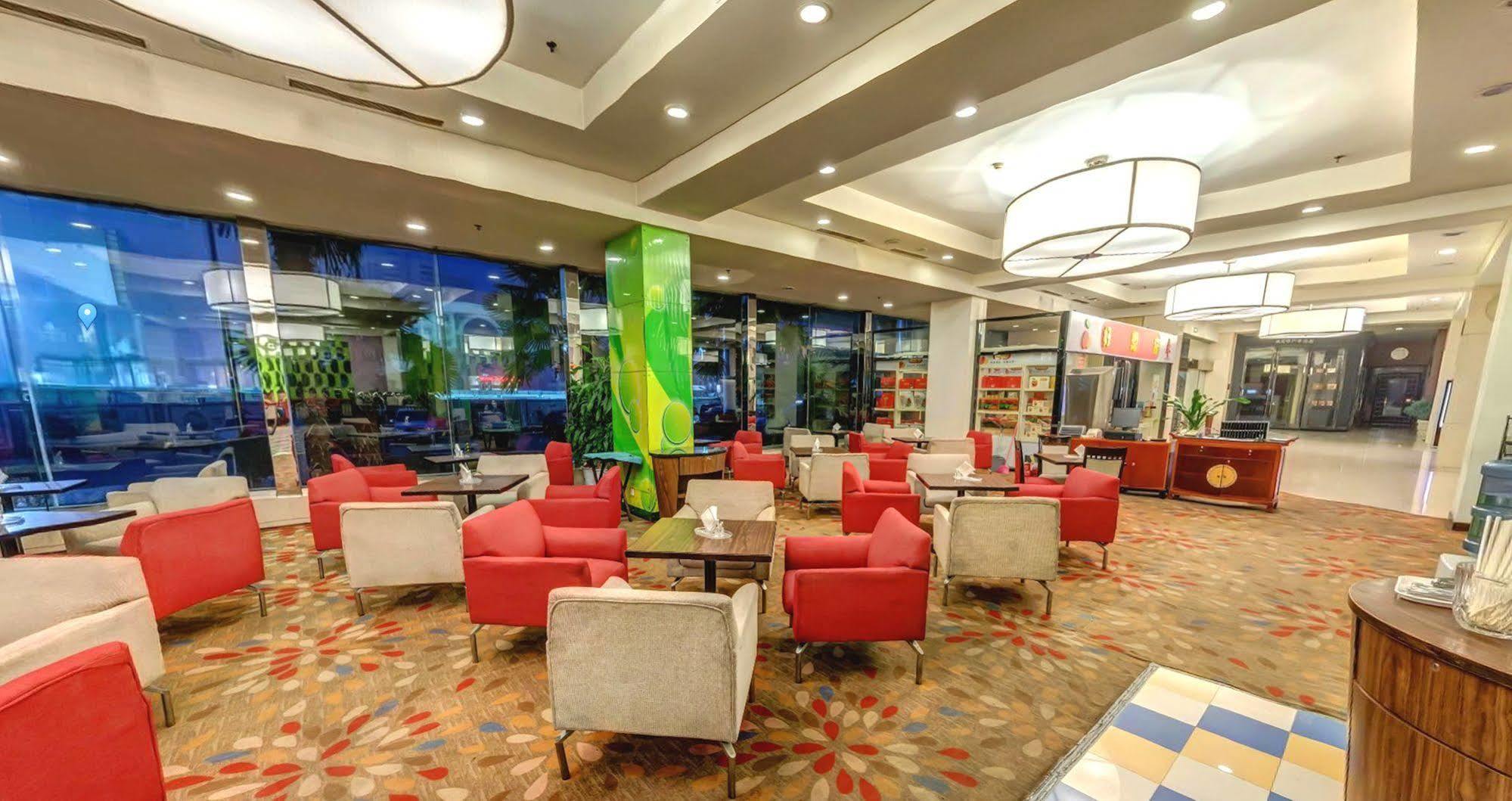 Holiday Inn Express Zhengzhou Zhongzhou By Ihg Экстерьер фото