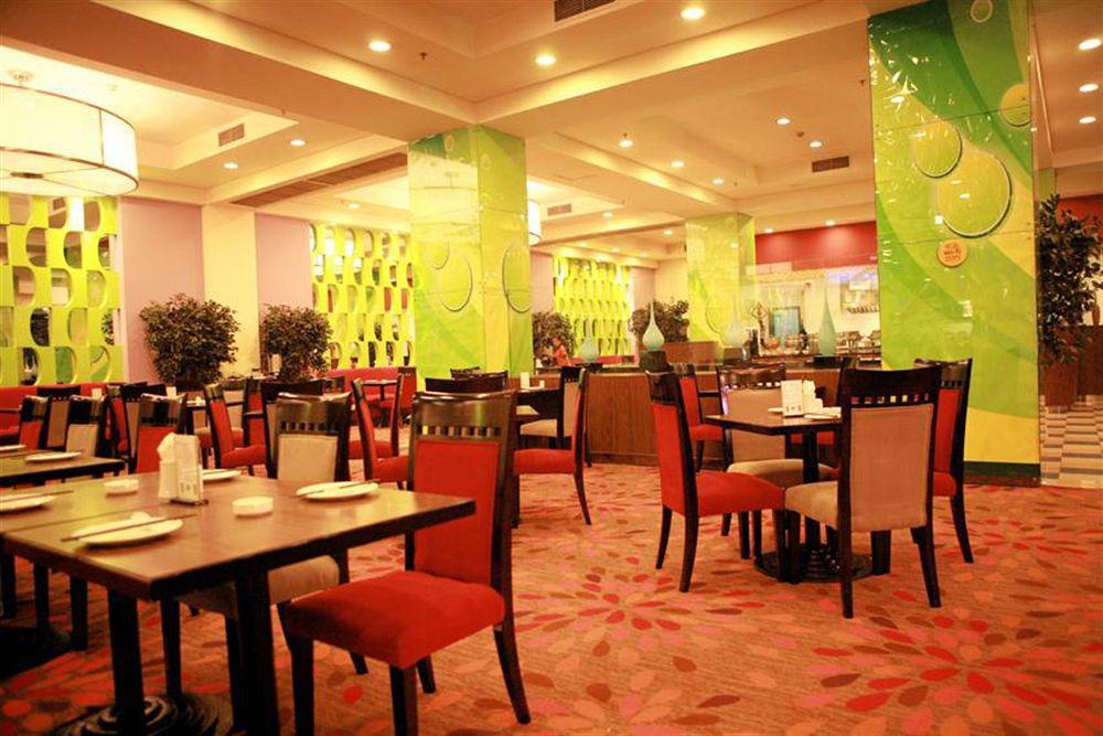 Holiday Inn Express Zhengzhou Zhongzhou By Ihg Ресторан фото